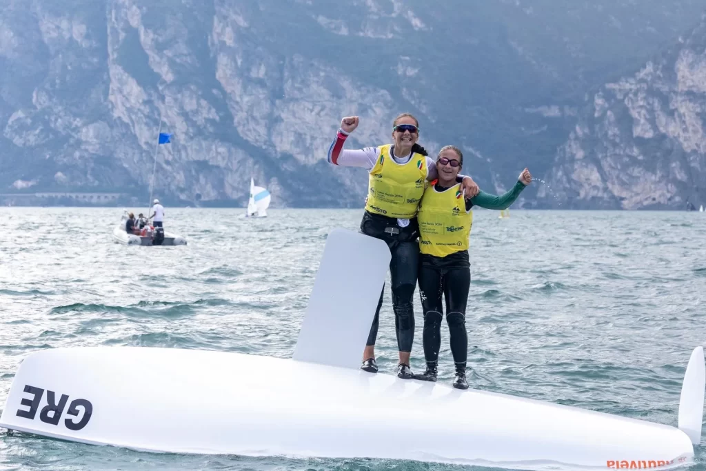 چهارم مسابقات سیلینگ قهرمانی جوانان جهان 2 1024x683 - روز چهارم مسابقات جهانی سیلینگ جوانان: دو سیلور یونانی اولین عنوان قهرمانی را کسب می&zwnj;کنند